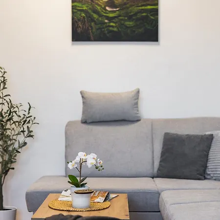 Polarna Escape With Balcony Lägenhet