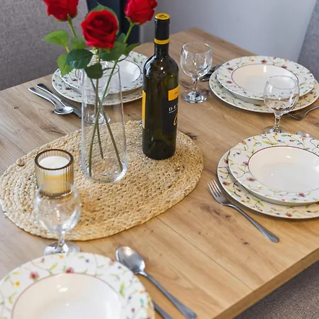 Lägenhet Polarna Escape With Balcony Bratislava