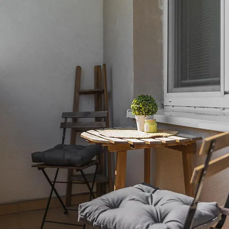 Polarna Escape With Balcony Lägenhet