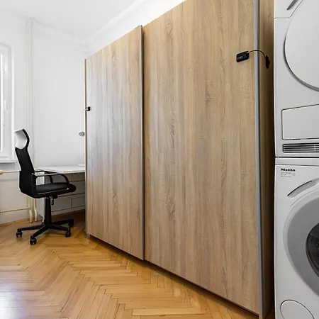 Polarna Escape With Balcony Lägenhet *