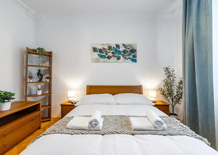 Polarna Escape With Balcony Appartement *