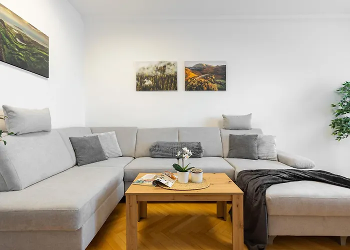 Polarna Escape With Balcony Apartment *